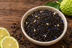 Šálek čaje Premier's Tea Earl Grey s bergamotem