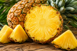 Detail zralého ananasu (Ananas comosus)